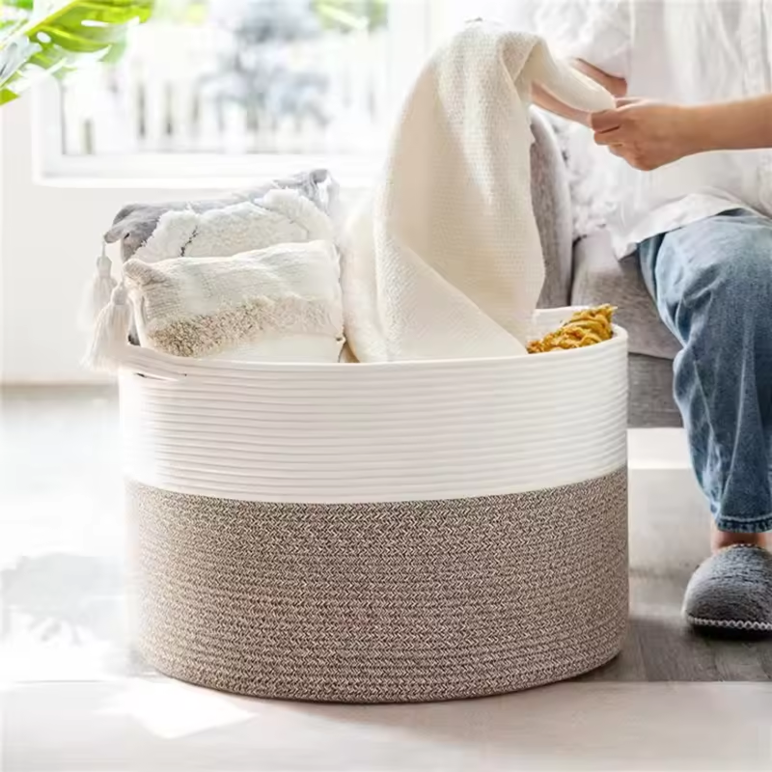 Toy storage basket for kids and pet toys – cotton rope organizer